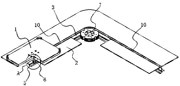 A transmission structure for circularly conveying pallets