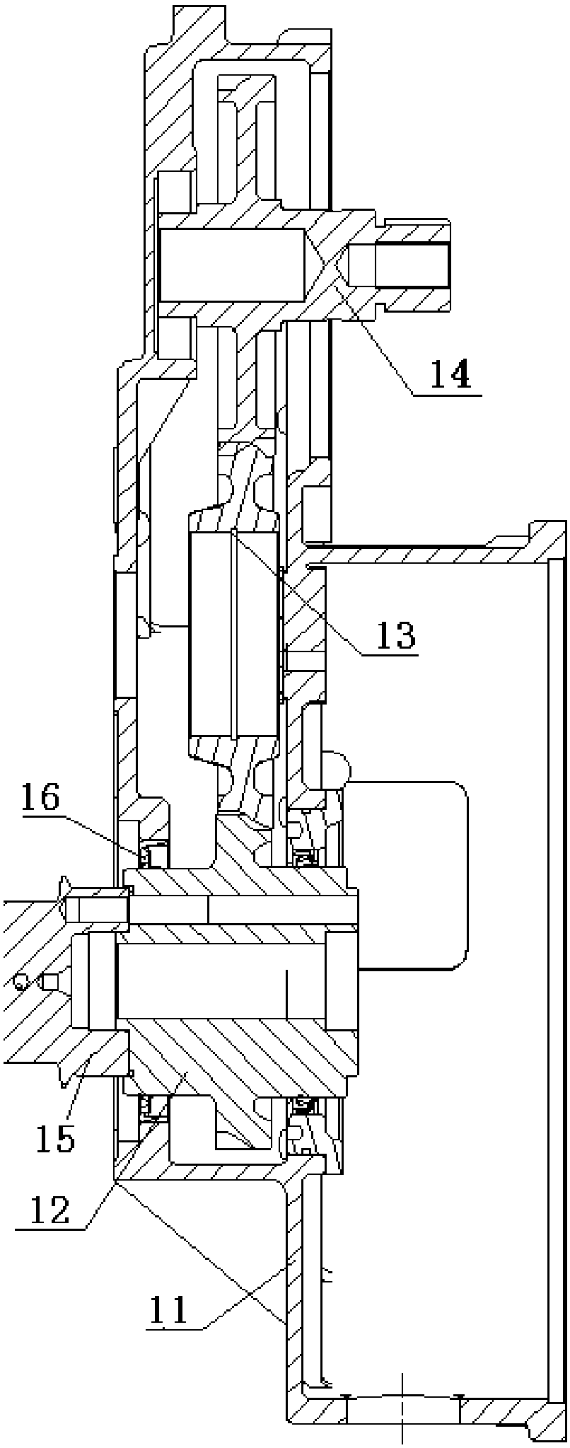 The transmission structure of the additional gear of split crankshaft