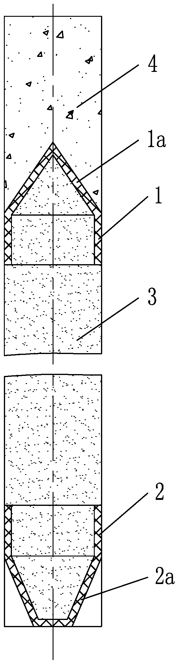 Open-air step blasting blasthole explosive energy homogenization device and charging method