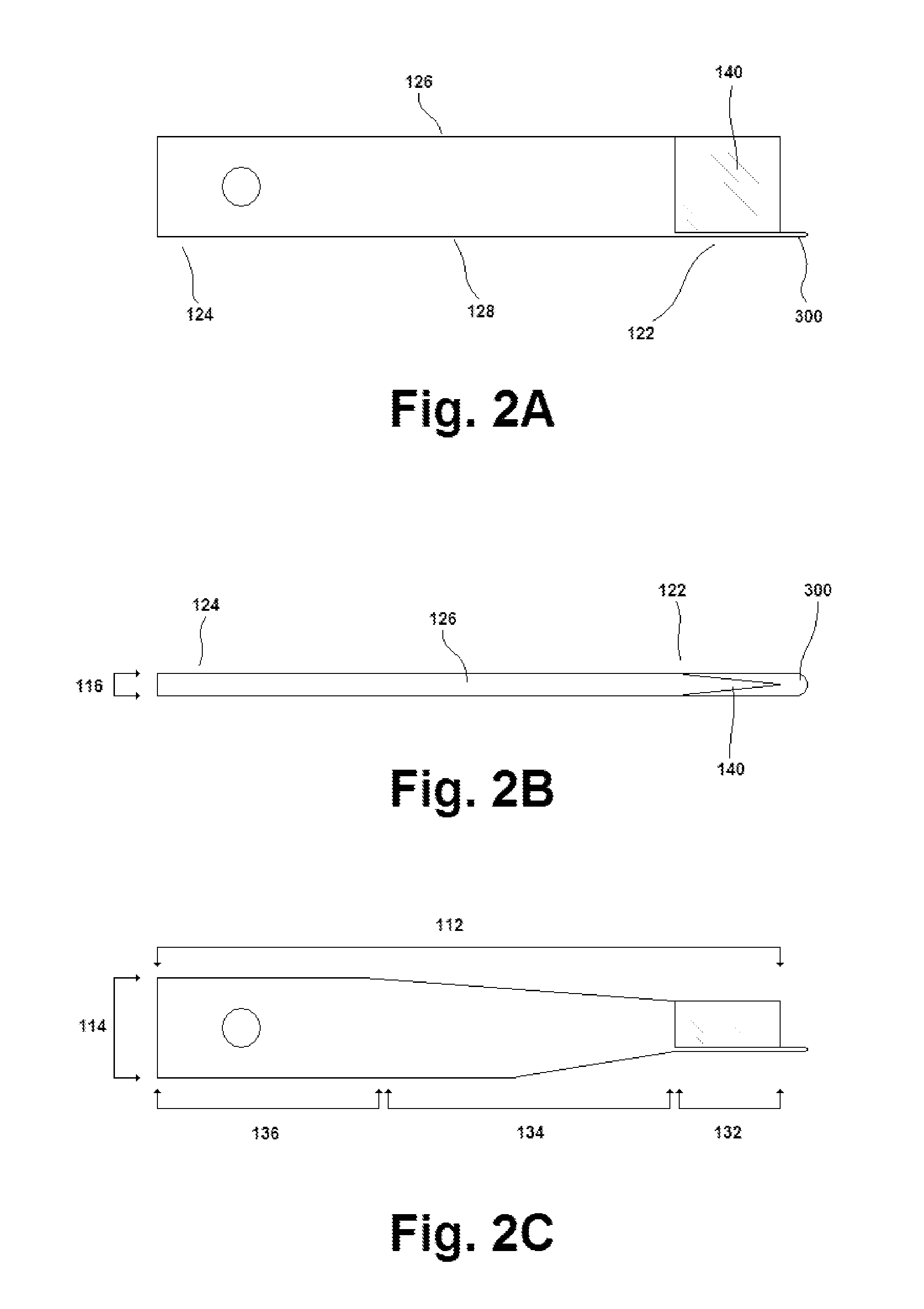 Surgical blade with integrated guard