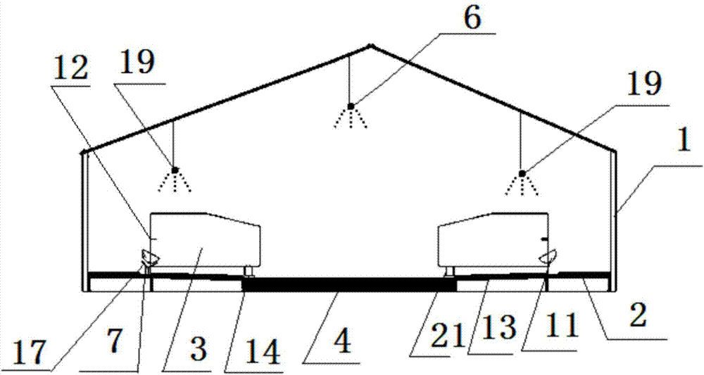 Piglet welfare breeding device and method for decreasing weaning and group-breeding stress of piglets