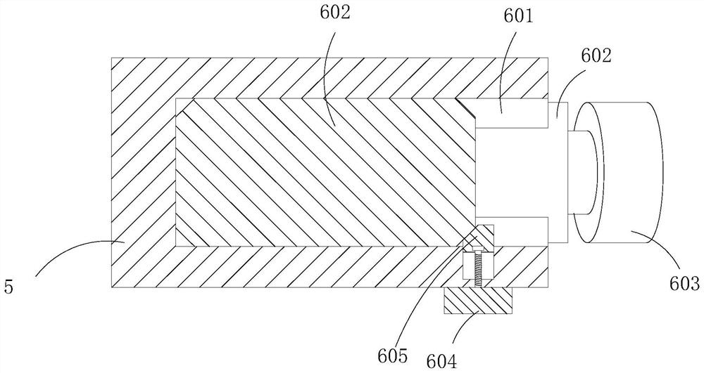 Unmanned aerial vehicle surveying and mapping device for mountainous area