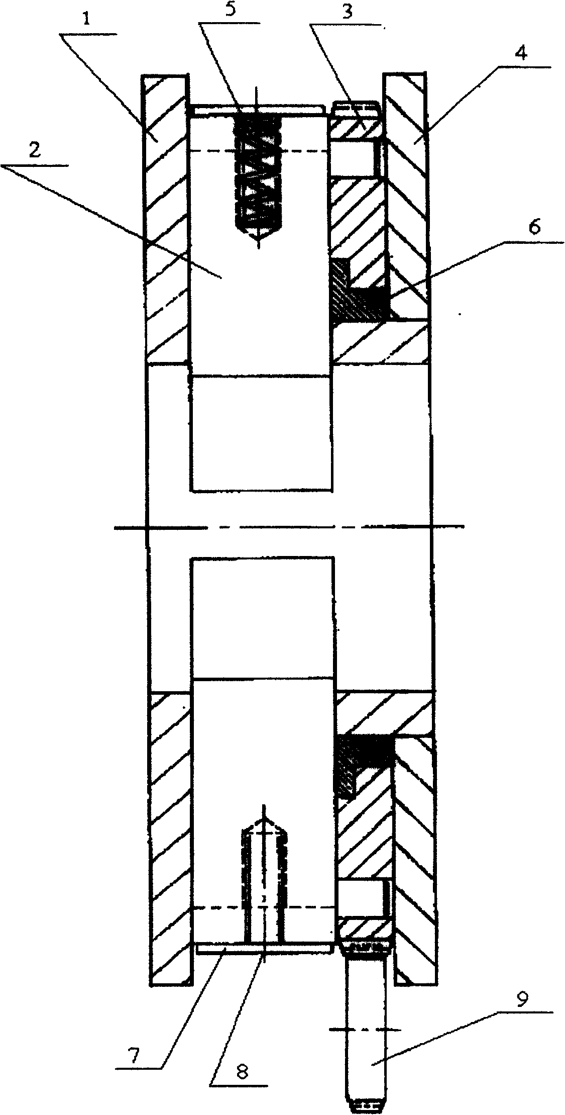 Centrosymmetric conjugation type equidistant constrictor for cylindrical net support