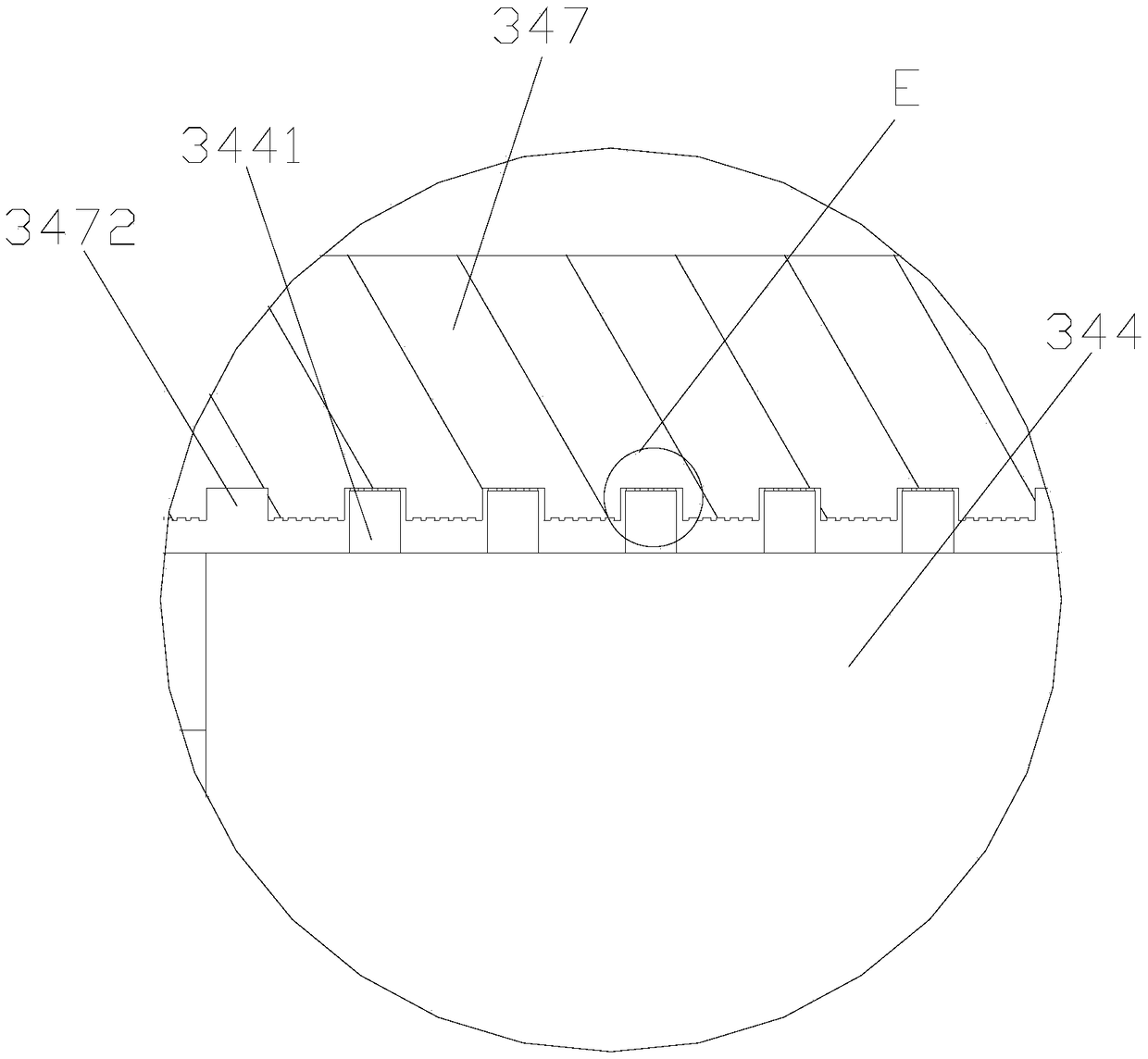 Motor immersion pre-drying device improving sealing effect