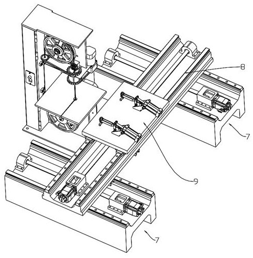 Arc-shaped saw for cutting arc-shaped wood