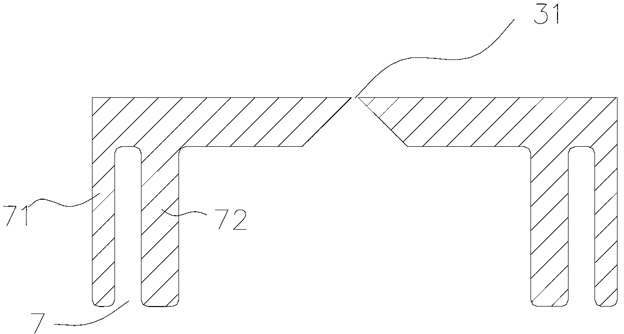 Sealing cover used for clamping laparoscope and laparoscopic preheater