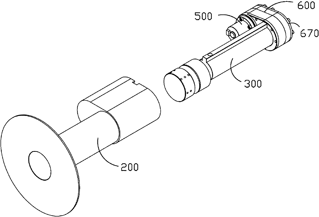 Self-rotating spraying head for green lawn irrigation