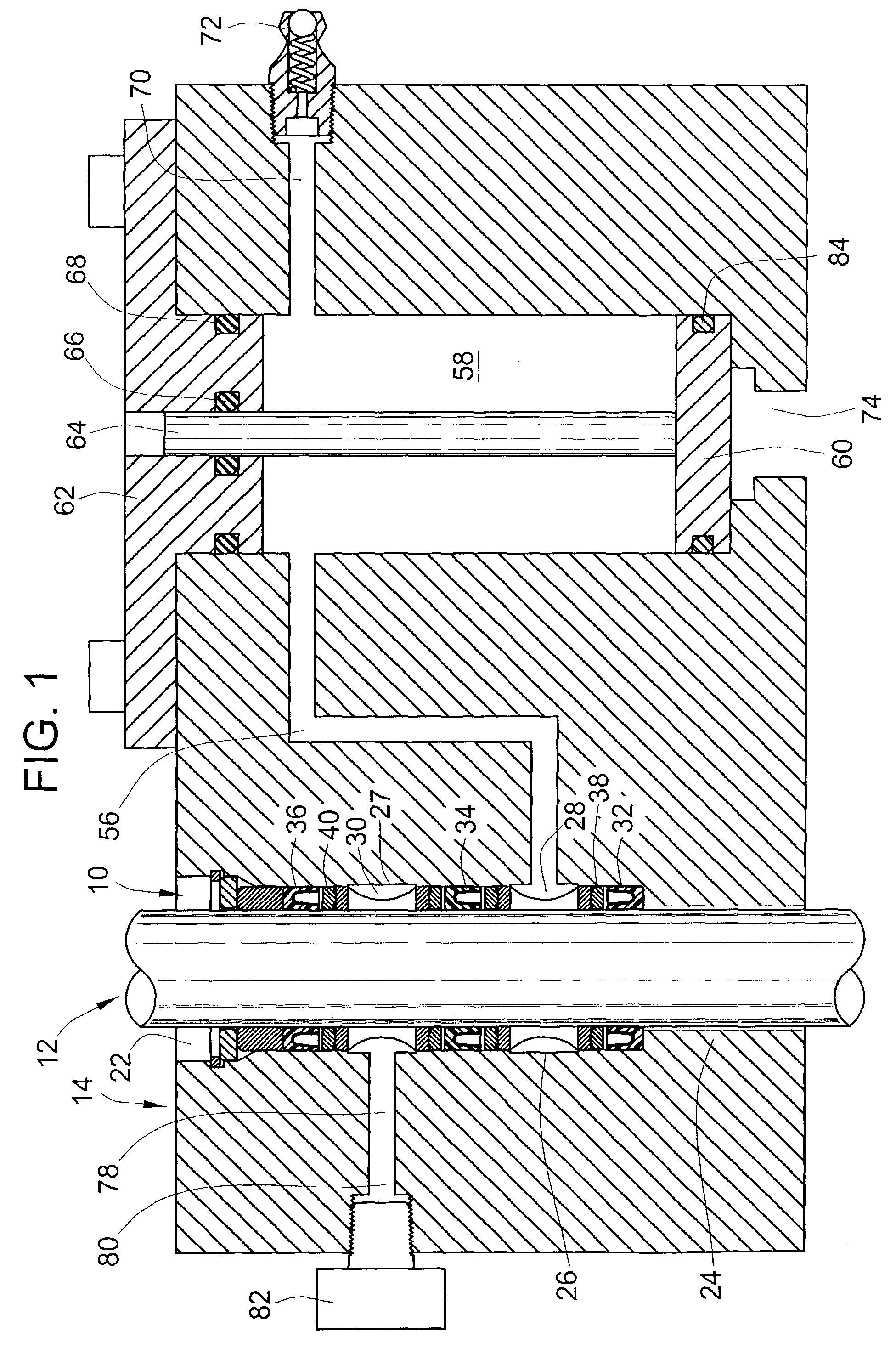 Dynamic sealing arrangement for movable shaft