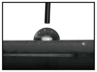 A kind of fluorine-containing graphene oxide modified polyurethane coating and its preparation method and application