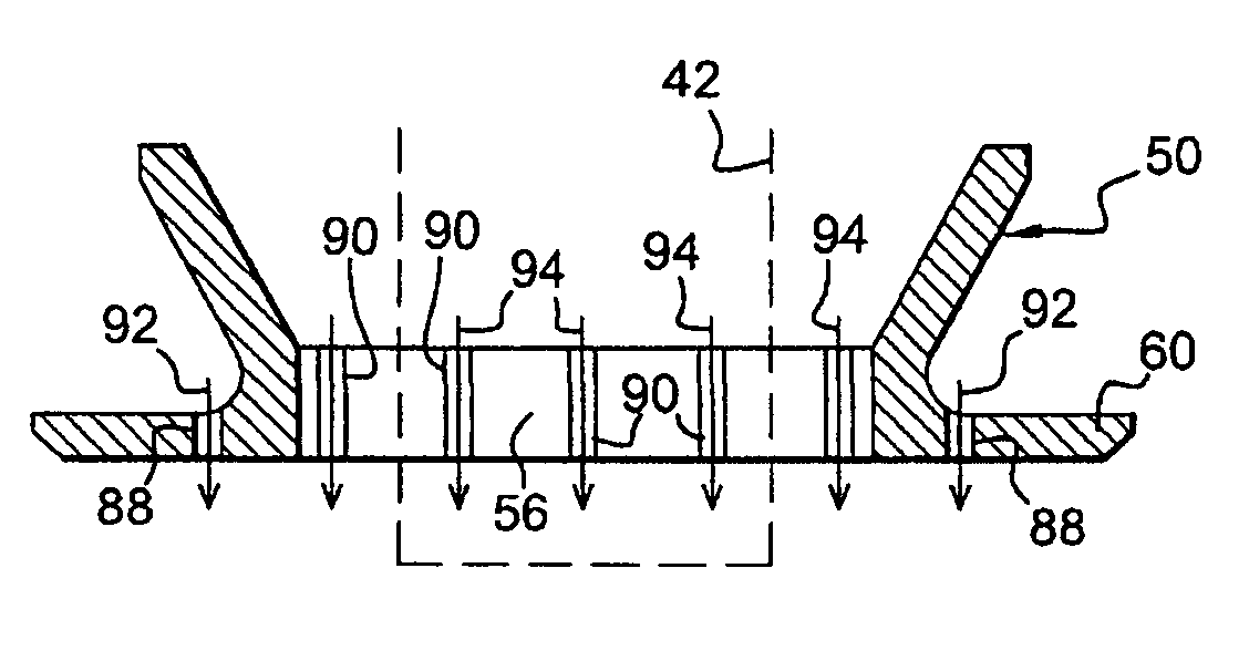 Device for guiding an element in an orifice in a wall of a turbomachine combustion chamber