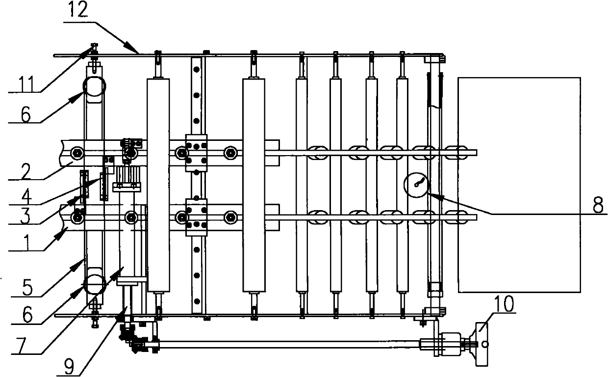 Automatic centering device of belted layer of tyre building machine