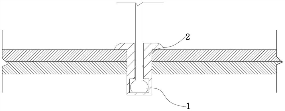 Rivet, riveting structure capable of realizing synchronous and uniform interfering along axial direction and riveting process