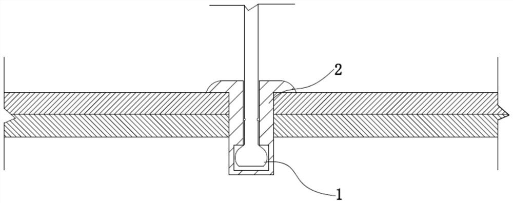 Rivet, riveting structure capable of realizing synchronous and uniform interfering along axial direction and riveting process