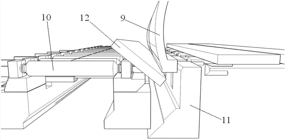 Device for preventing billet from tipping in steel tapping and steel loading of hot rolling heating furnace and control method thereof