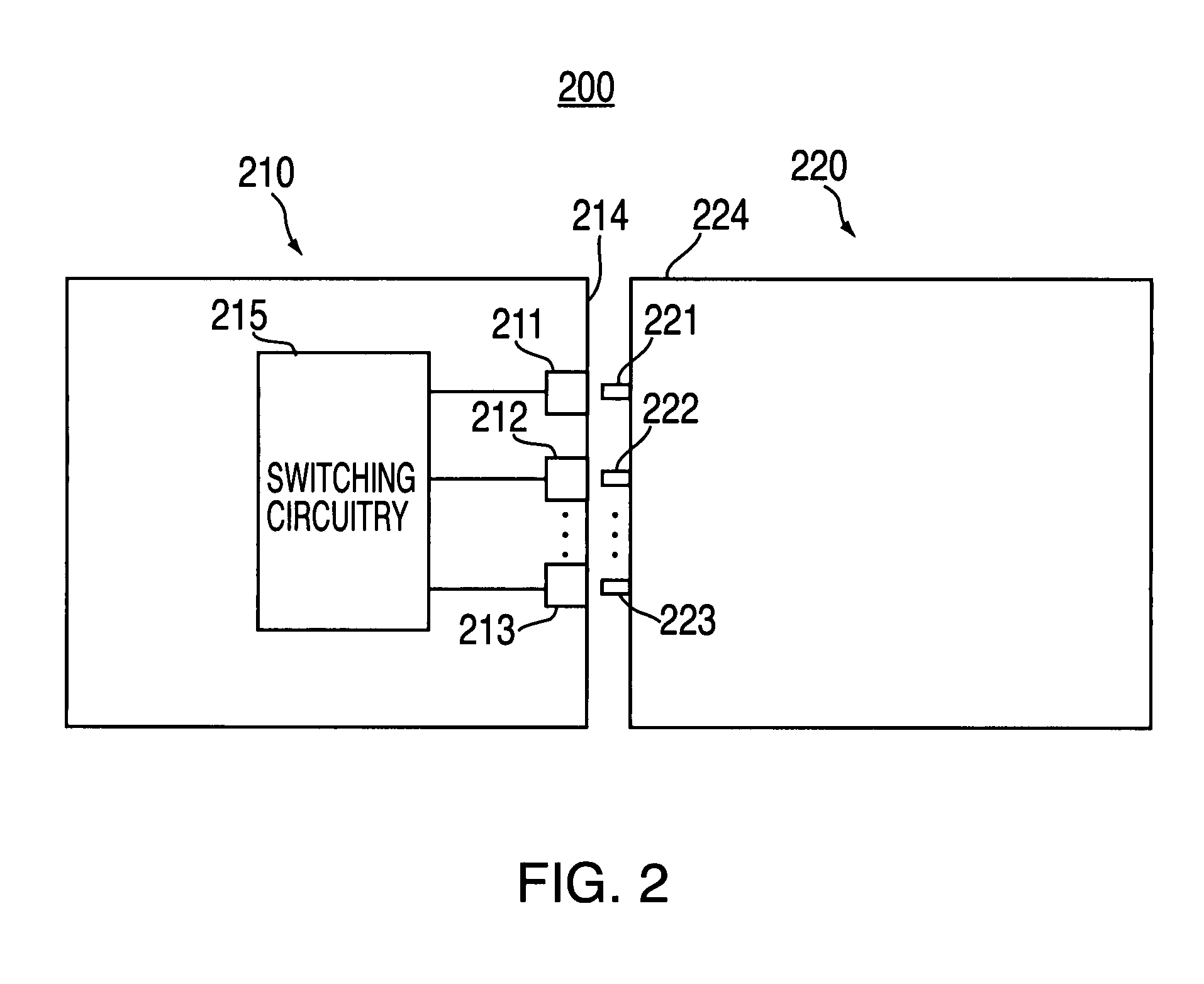 Assembly for coupling the housings of an electronic device