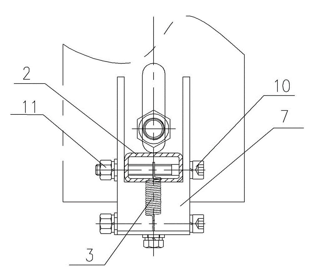 An overload protection structure of a material pushing mechanism