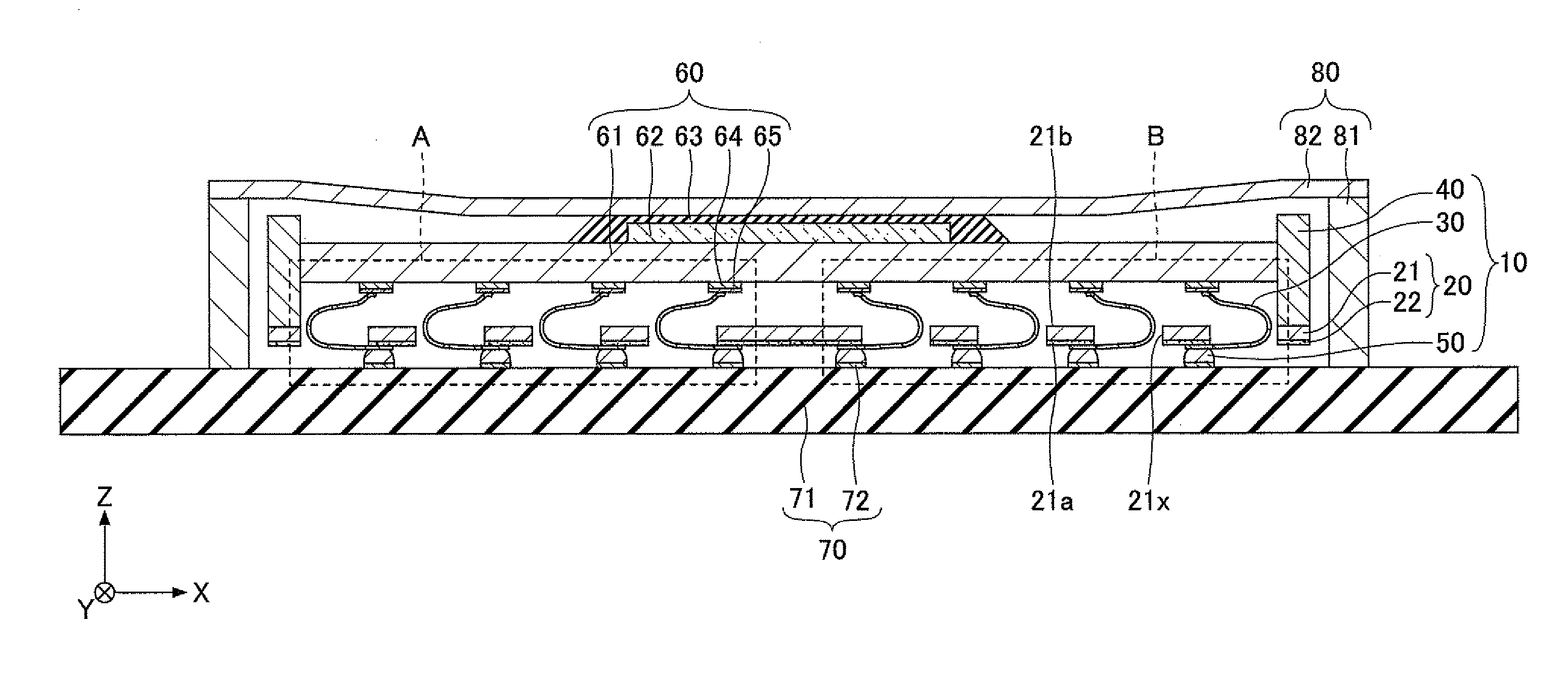 Socket and method of fabricating the same