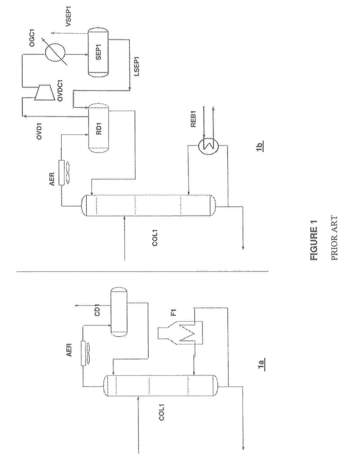 Method for recovering low-temperature heat and application of the method to an aromatics complex