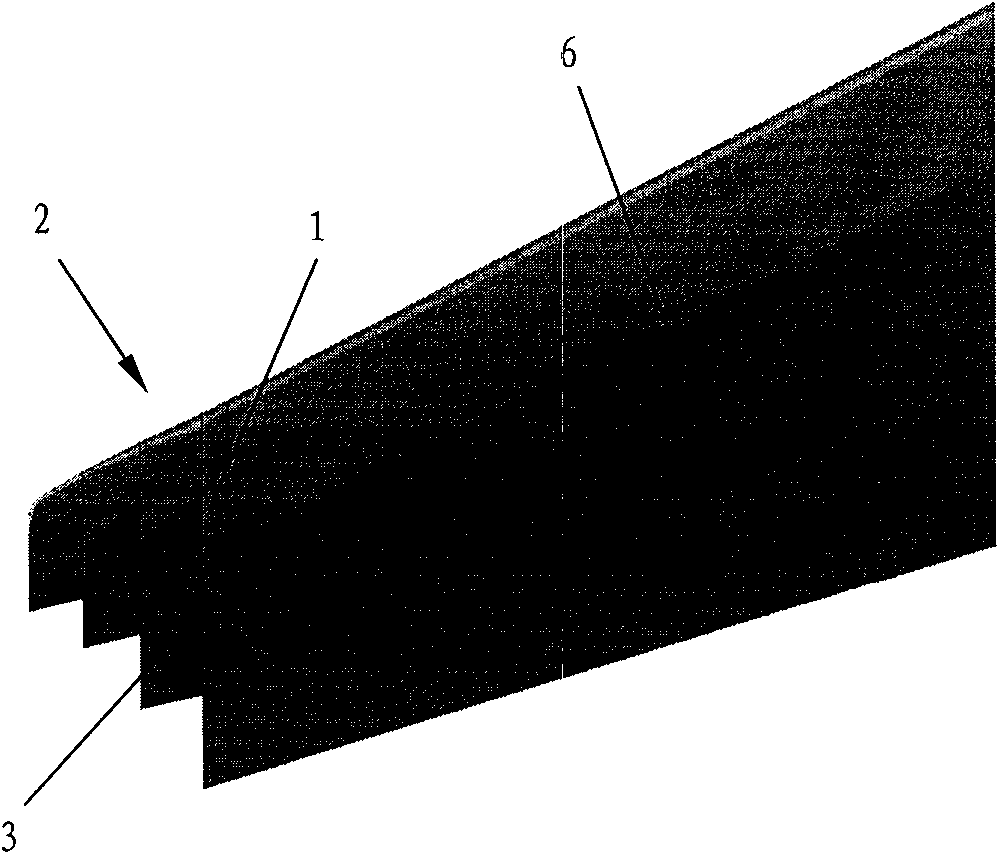 Airplane wingtip device with aligned front edge