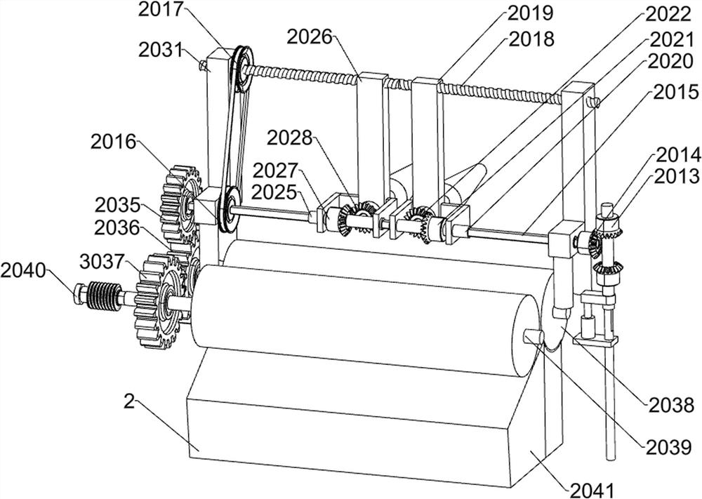 Bamboo shell spreading device capable of preventing cracks from being generated