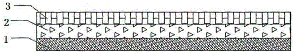 Formaldehyde-scavenging wallpaper and production method thereof