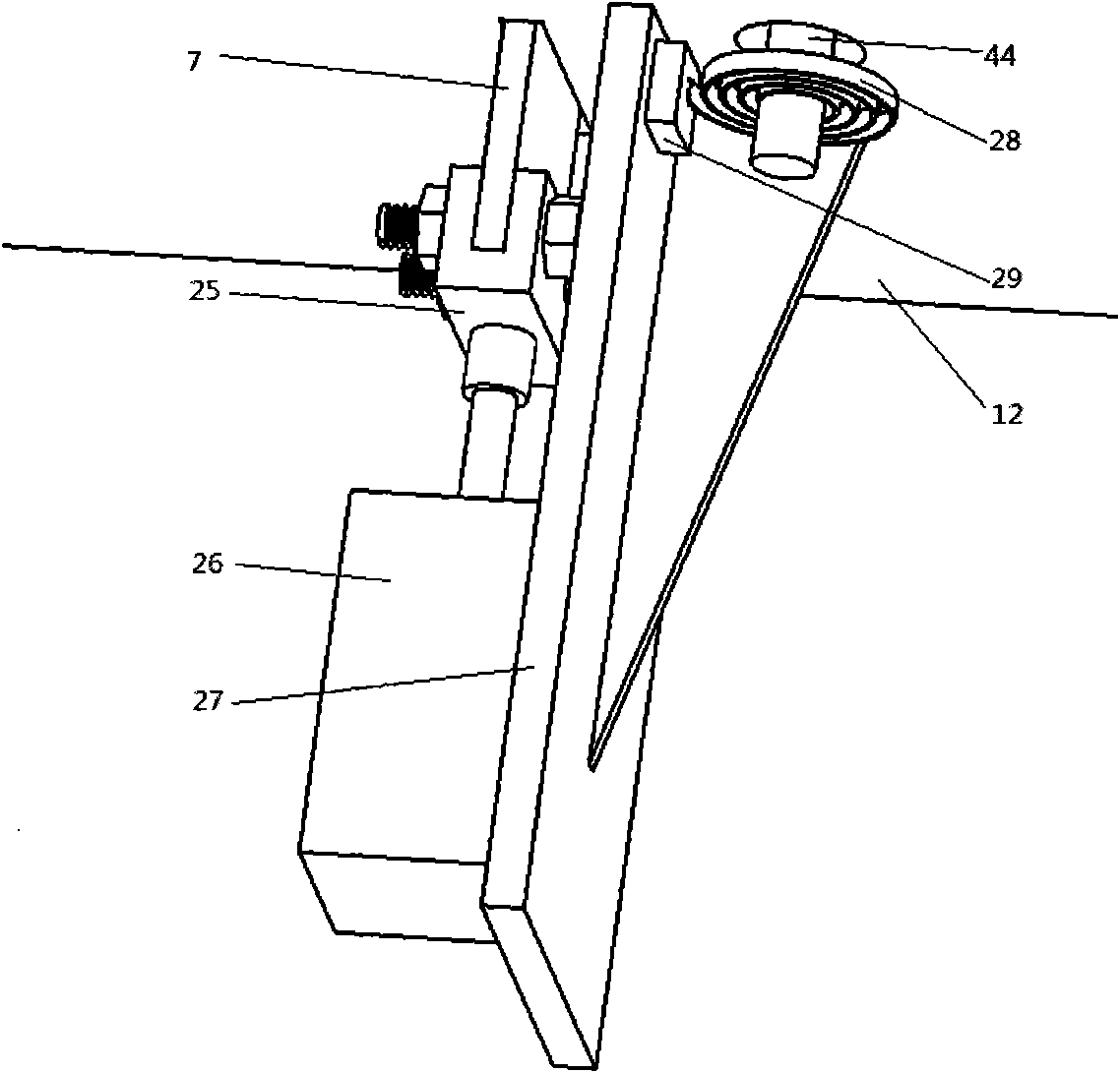 Metal ring machining device and using method thereof