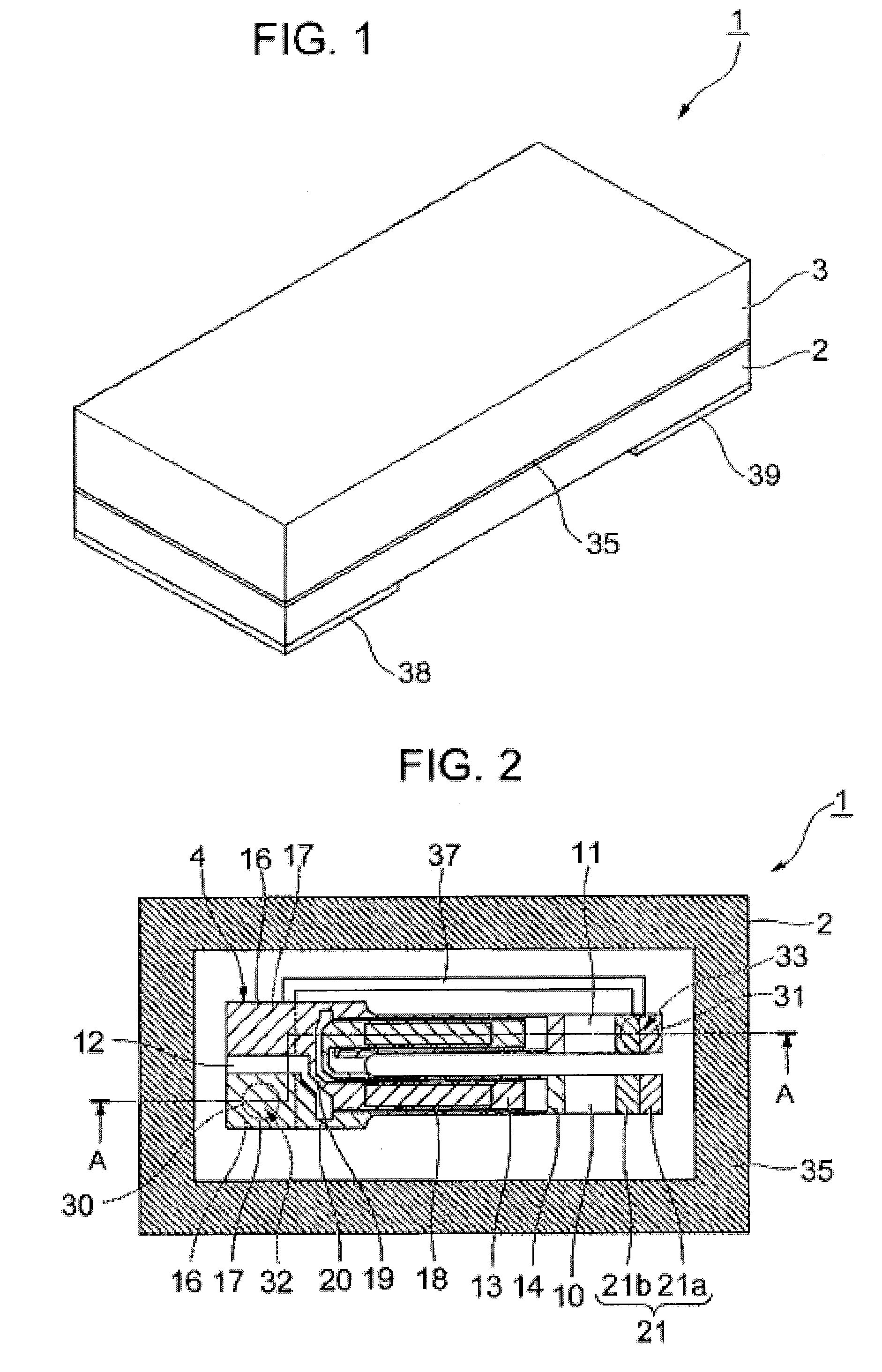 Method of manufacturing piezoelectric vibrator, piezoelectric vibrator, oscillator, electronic device, and radio clock