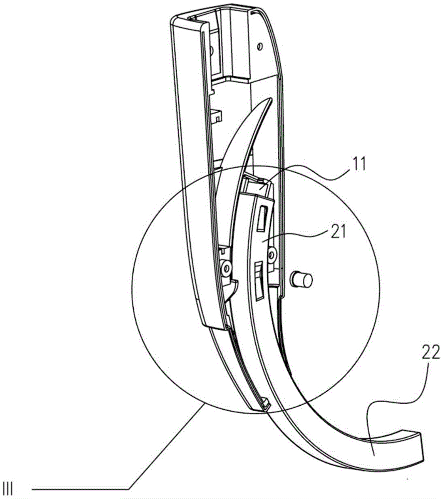 Video laryngoscope blade adapting device and video laryngoscope