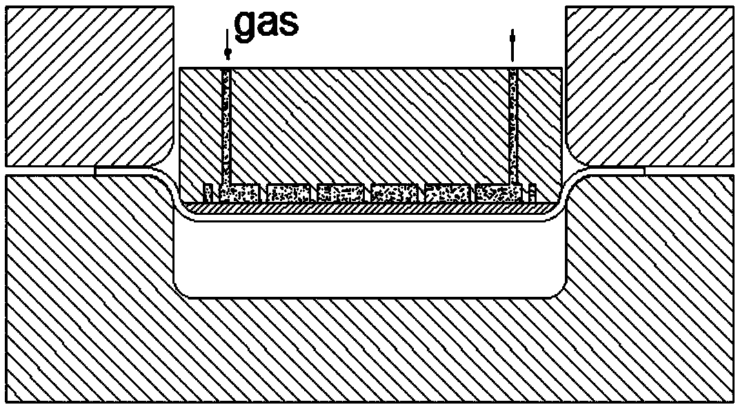 Mold for achieving in-mold rapid forming and quenching