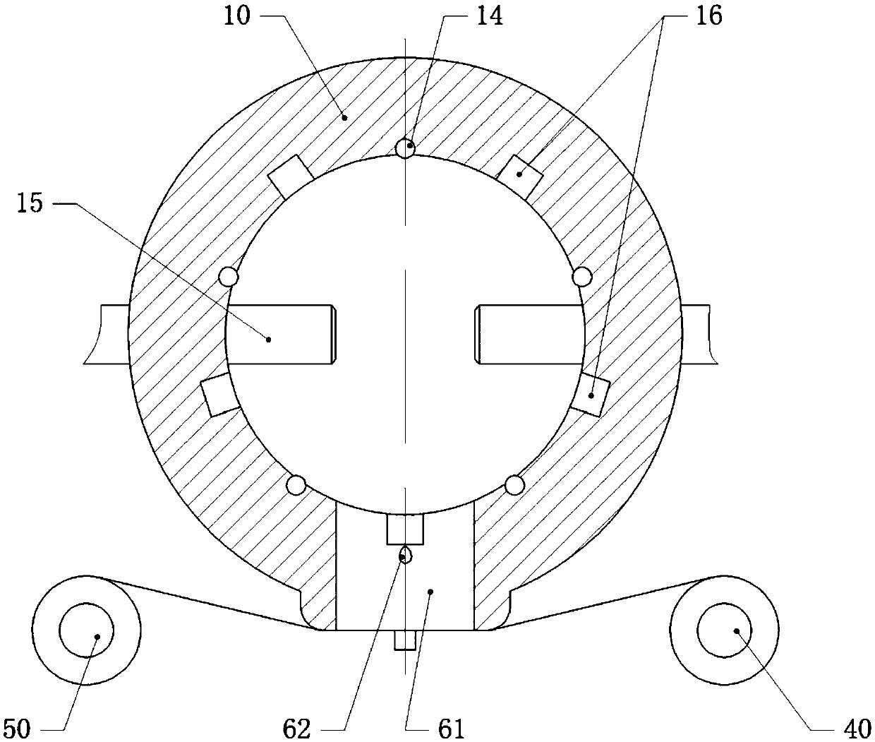 Labeling device of anti-counterfeit label for bottled products