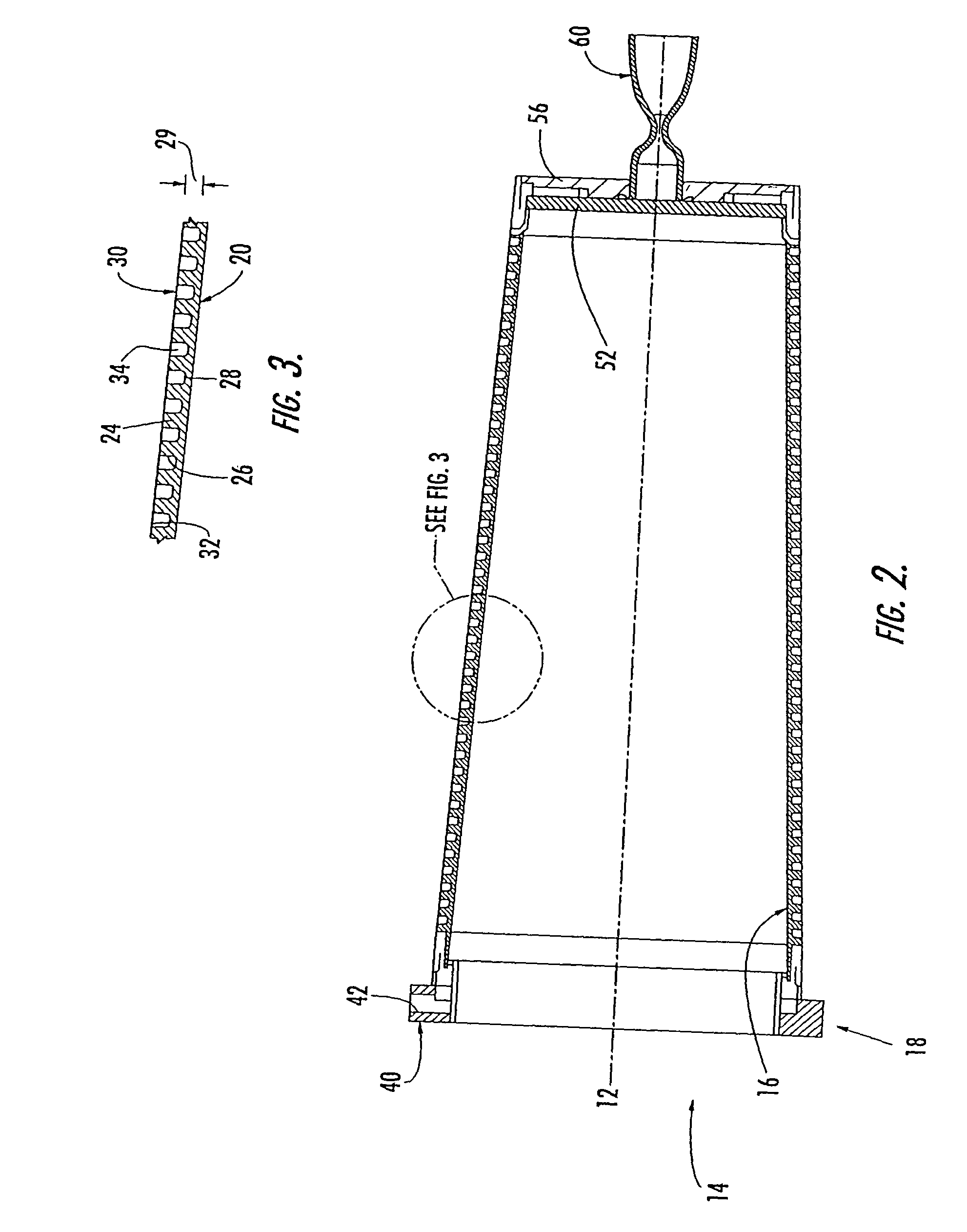 Thruster device responsive to solar radiation and associated methods