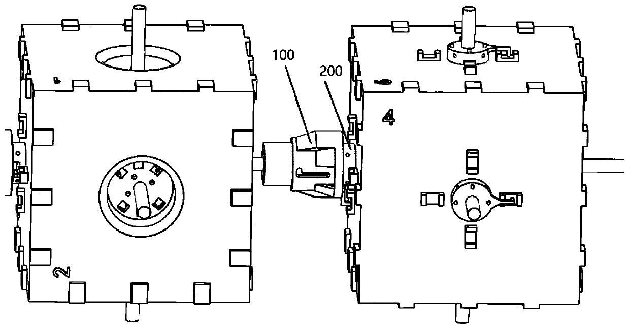 Butt joint mechanism of reconfigurable robot