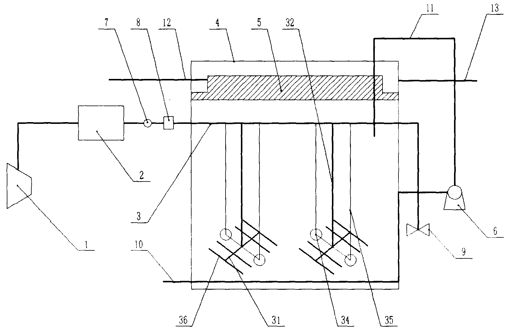 Oxygen-rich suspending chain type microporous aerating device