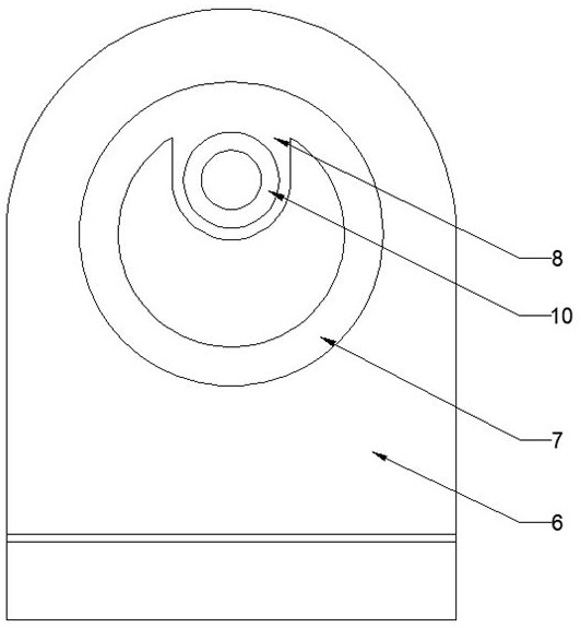 A shore-based floating connector for submarine cables