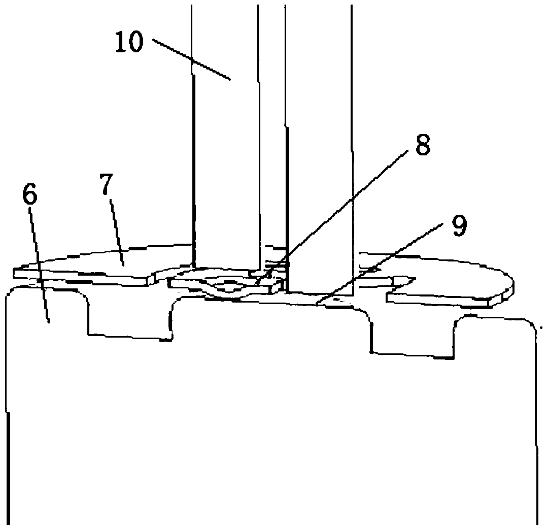 Battery connecting piece with elastic arm fuse function