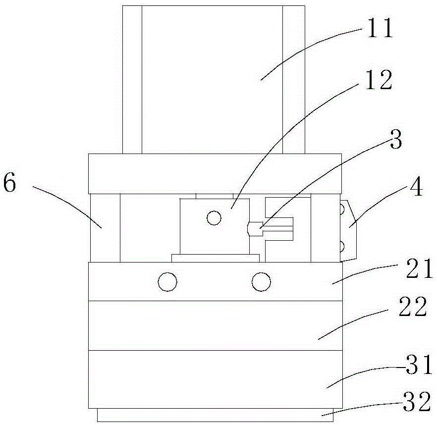 Automatic carrying equipment and rotary suction device thereof