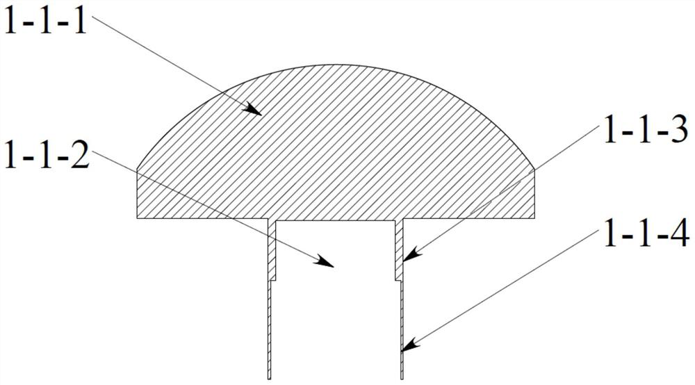 Multi-effect integrated kinetic energy bomb with hierarchical dissipation of impact energy