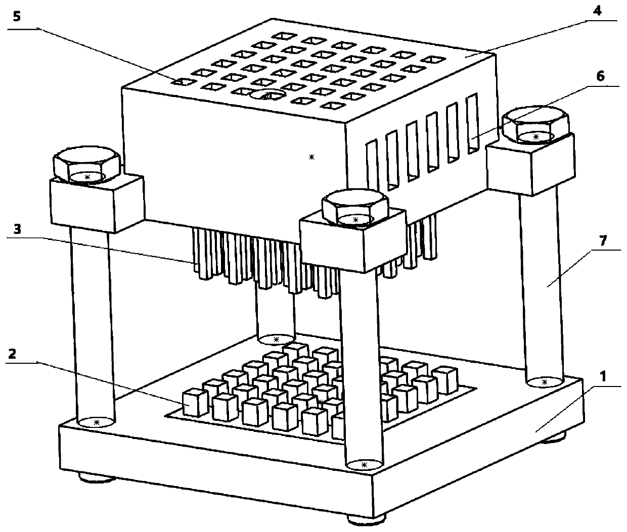 A device for enhancing the rapid detachment of bubbles on a boiling surface and a manufacturing method thereof