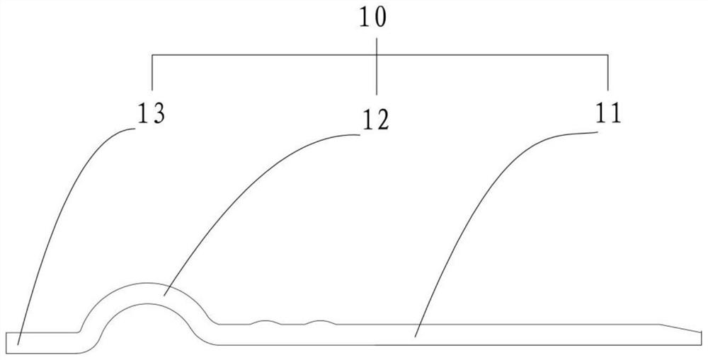 Sinking plate type connecting piece and solid state disk structure