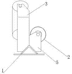 Carrier roller frame shaped like Chinese character 'pin'