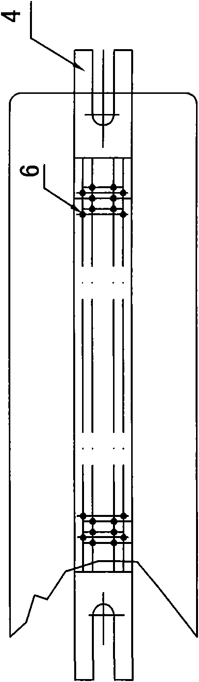 Coating capable of reducing use loss of platinum bushings and preparation method thereof