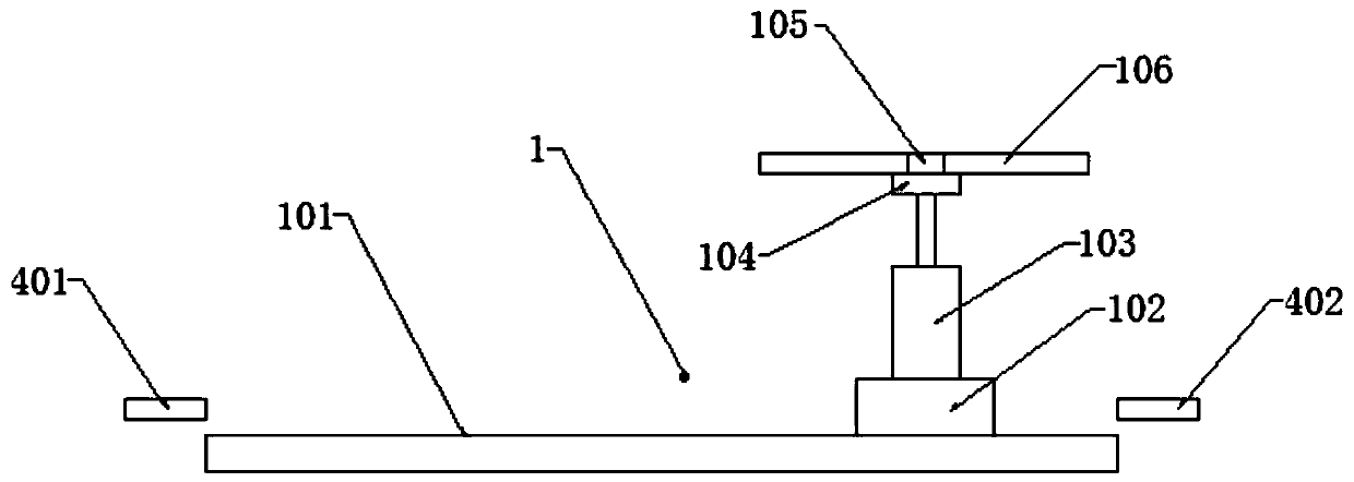 The conveying mechanism of the molding device for injection molding liquid plastic bottles