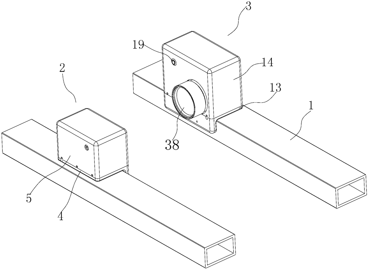 Crane track detecting device