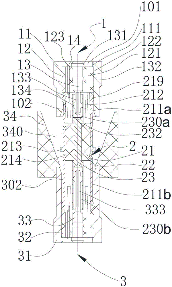 A socket connector and coaxial connector