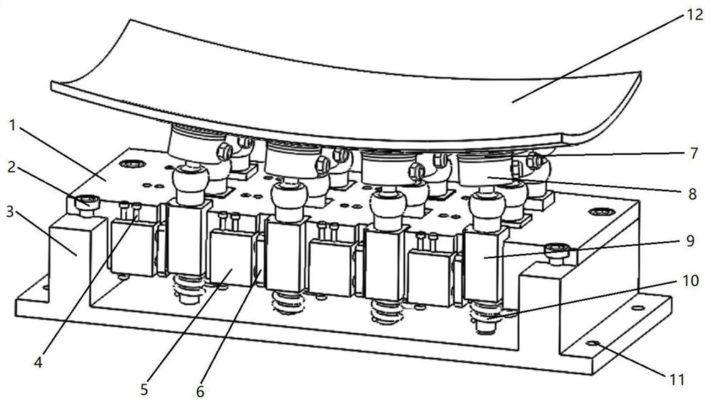 Self-adaption clamp suitable for complex hook face machining and use method of self-adaption clamp suitable for complex hook face machining