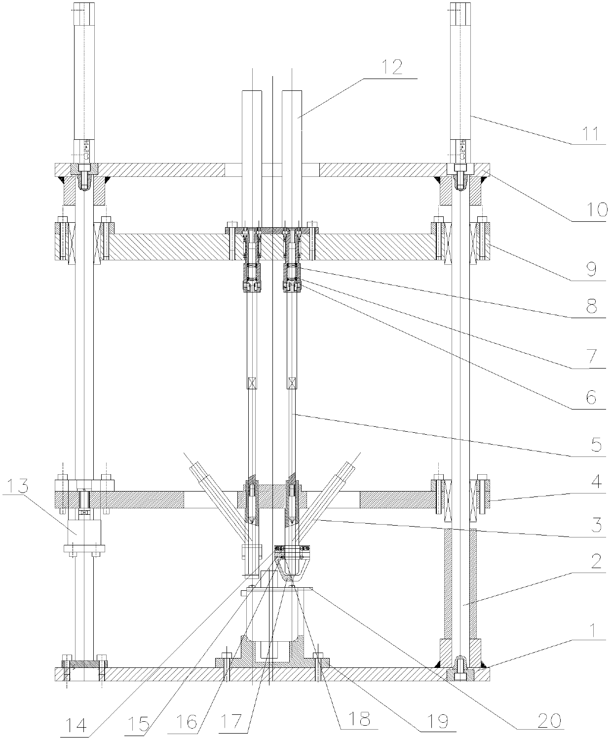 Automatic screw tightening device