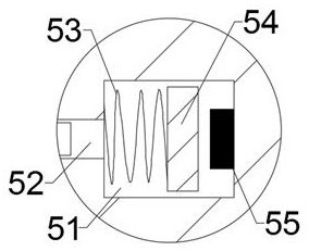 Water-oil separation device capable of adapting to different water-oil ratios in oil exploitation