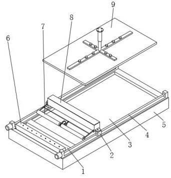 Raw material crushing device for plywood processing