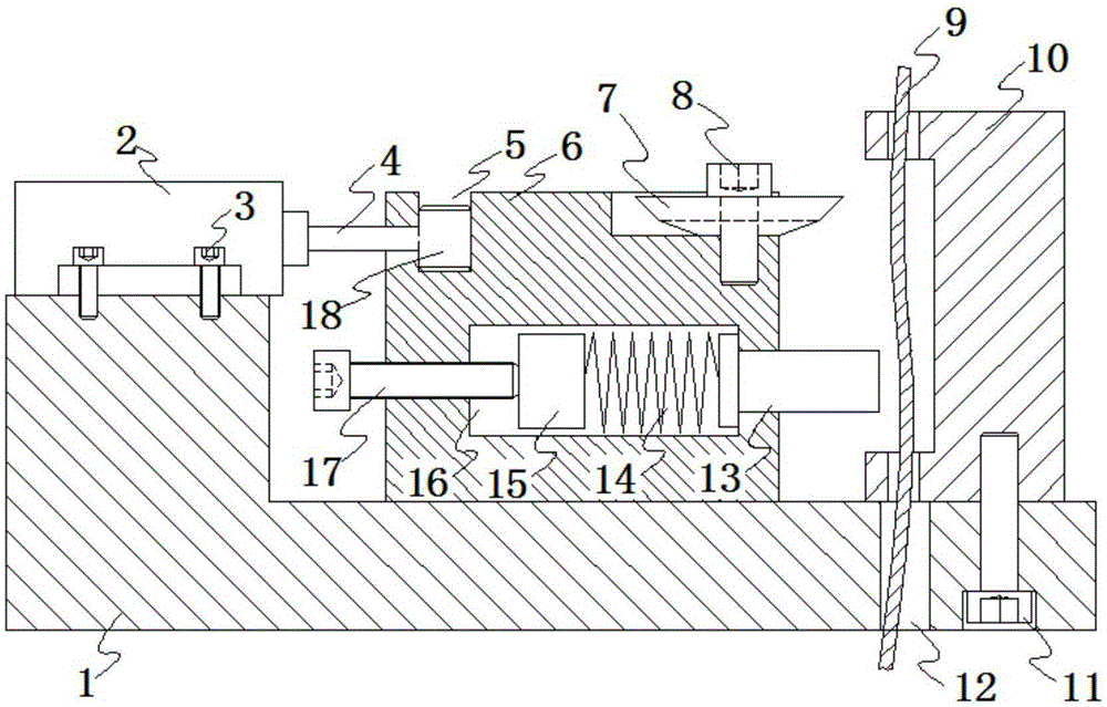 Adjustable textile yarn cutting device