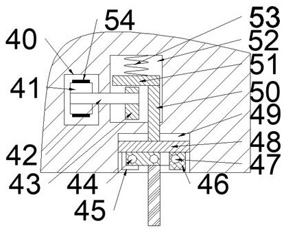 Gypsum cutting device capable of preventing people from being hurt and suitable for different thicknesses